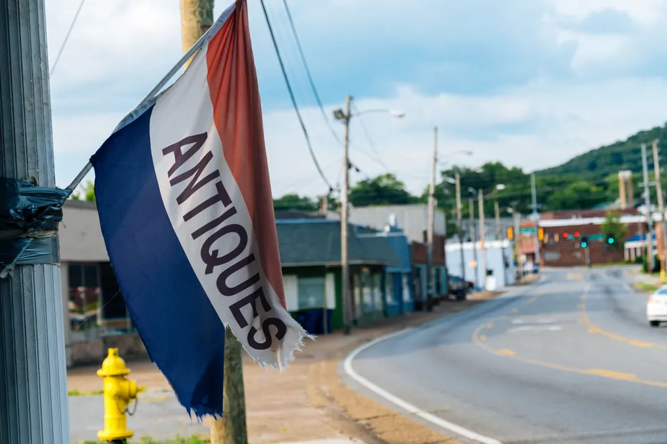 Luling — towing service